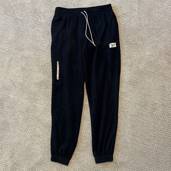 Reebok classic fleece sweatpant joggers - Picture 1 of 5